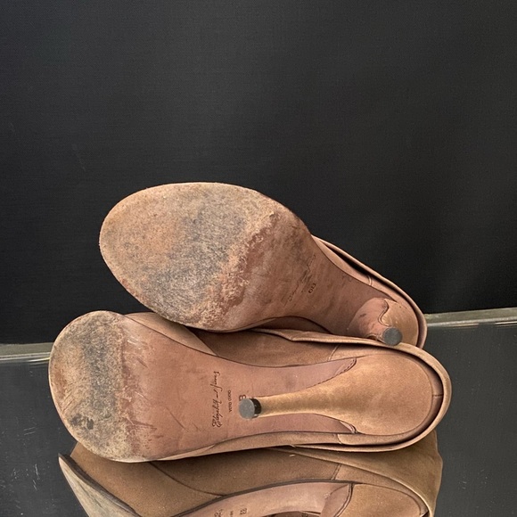 Elizabeth & James suede low cut ankle booties - Picture 9 of 11